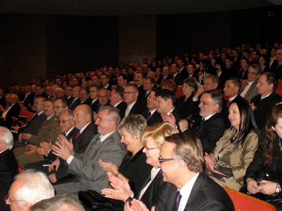 Adwokaci Wielkopolskiej Izby Adwokackiej podczas uroczystych obchodów 90. lecia Izby